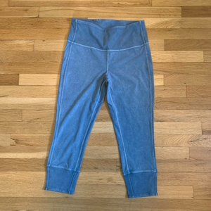 Lululemon Blue Cropped Leggings